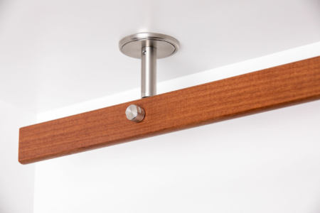 Akazie-Edelstahl-Deckenhalter-scaled
