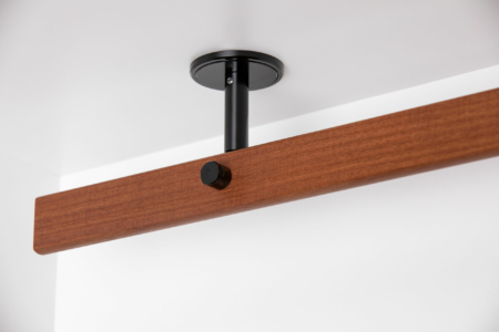 Akazie-schwarz-Deckenhalter-scaled