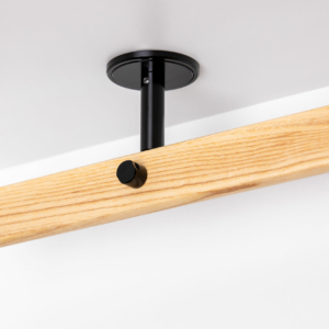 Esche-schwarz-Deckenhalter-scaled