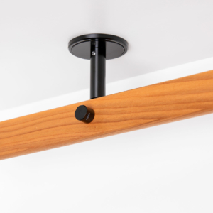 Kirschbaum-schwarz-Deckenhalter-scaled