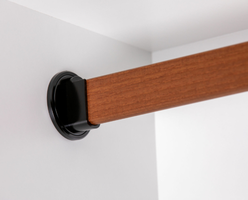 Seitenwandhalter-Akzie-schwarz-scaled