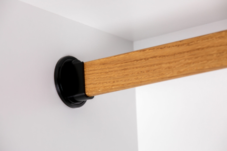 Seitenwandhalter-Eiche-schwarz-scaled