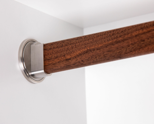 Seitenwandhalter-Nussbaum-Edelstahl-scaled