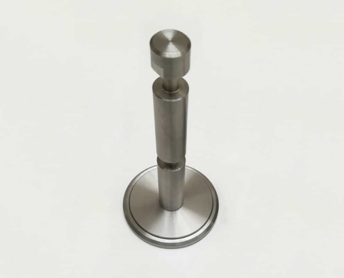 Wandhalter_Einzeln_Lang_mit_Edelstahl